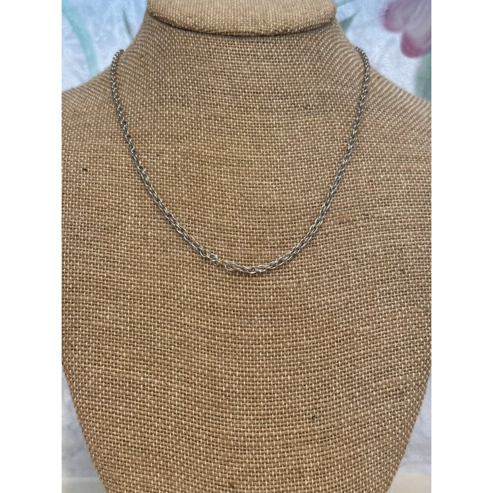 Silver Tone Twisted Rope Chain Necklace 18"